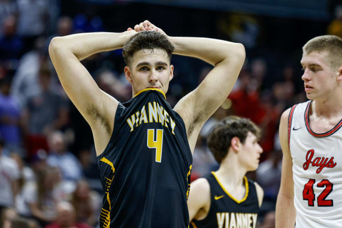 Jefferson City Vianney Missouri boys basketball March 13 2024 Nate Latsch 27041